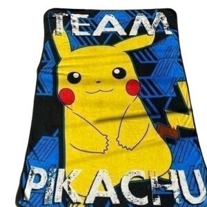 Pokemon Team Pikachu 62 x 90 Bed throw Blanket